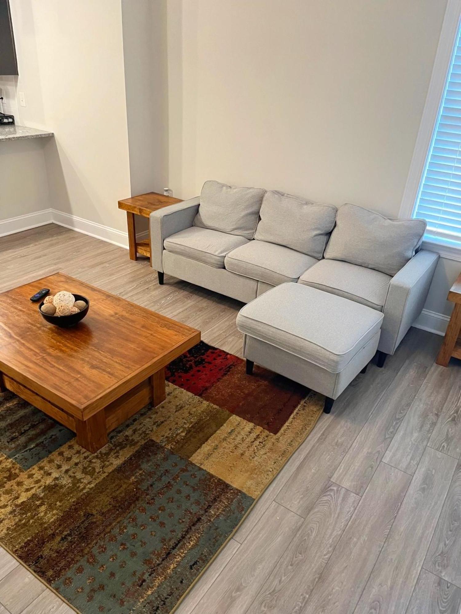 Quiet Apartment - 10 Minutes From Ecu غرينفيل المظهر الخارجي الصورة